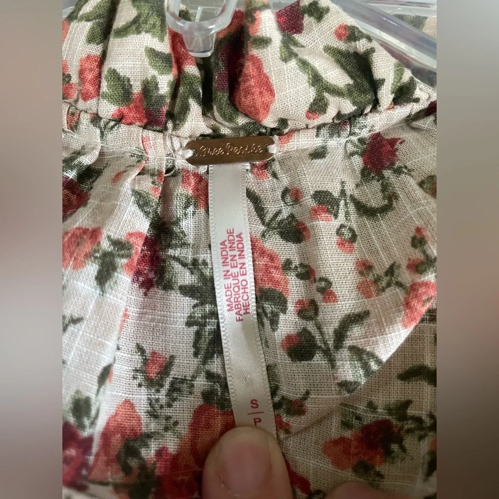 Free People - Meant to Be Blouse - NWOT - Picture 6 of 8
